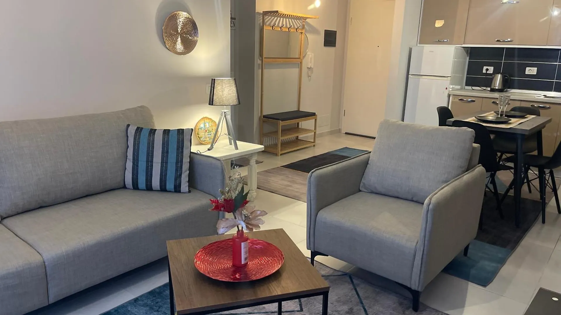 Loft Apartment Τίρανα